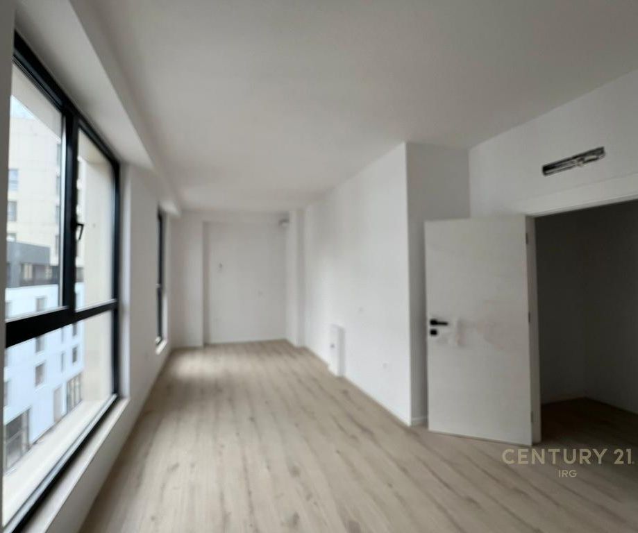 APARTAMENT 2+1+2 PER SHITJE TEK BULEVARDI I RI! 200,000 € Sip. Totale  98m2