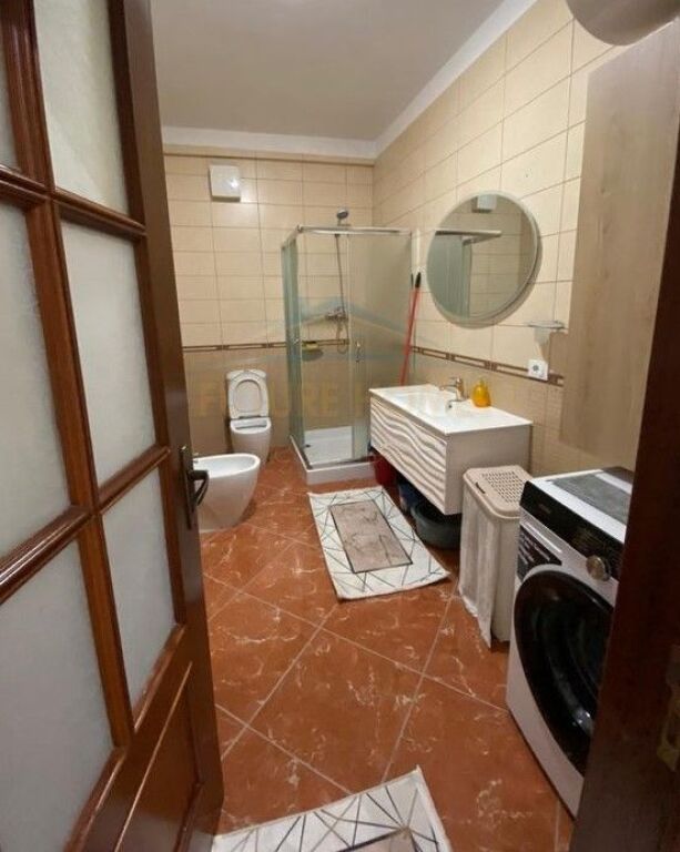 Affitto Appartamento 1+1, Galleria, Via Barricate