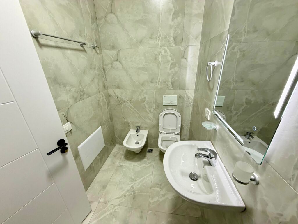 📣 QERA SUPER Apartament 2+1 Me 2 Tualete 📍 Zona "5-Maji" ✨