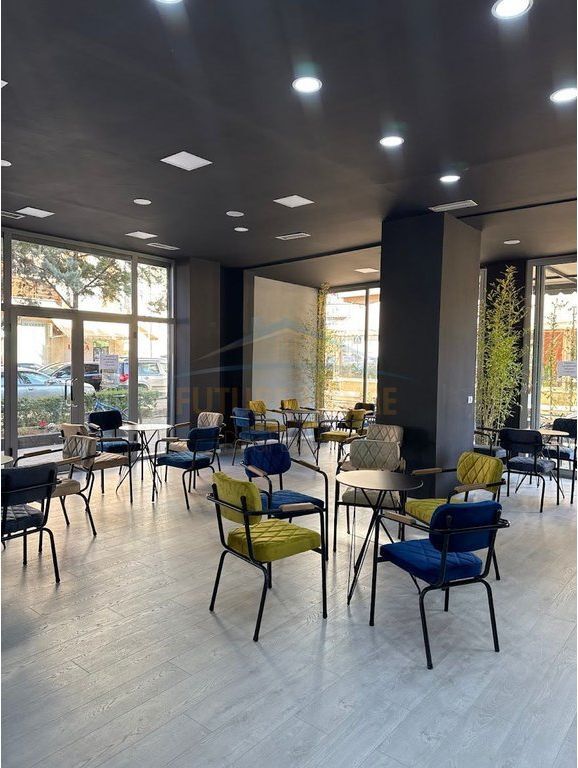 In vendita, Bar Lounge, 21-Dhjetori, Tirana
