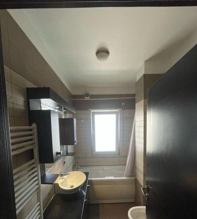 APARTAMENT 3+1 ME QERA TE KOPSHTI BOTANIK!