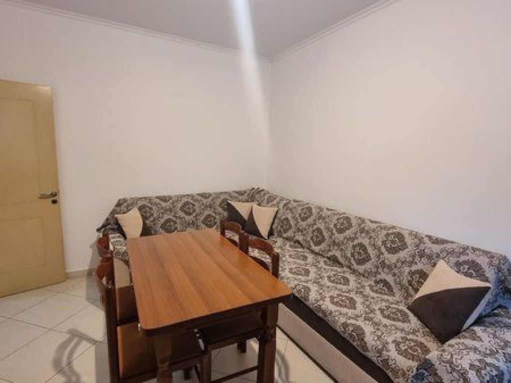 Qera, Apartament 2+1, Vasil Shanto, Tirane.