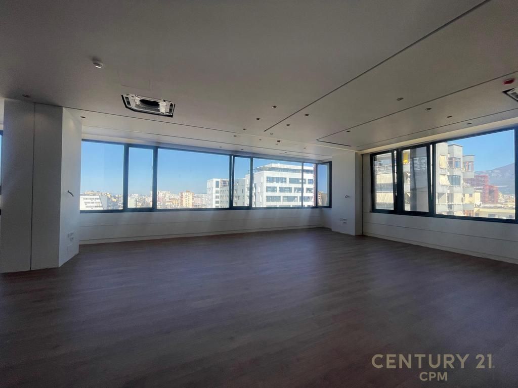 JEPET ZYRA ME QIRA TEK KOMPLEKSI DELIJORGJI!! 11,530 € /Muaj