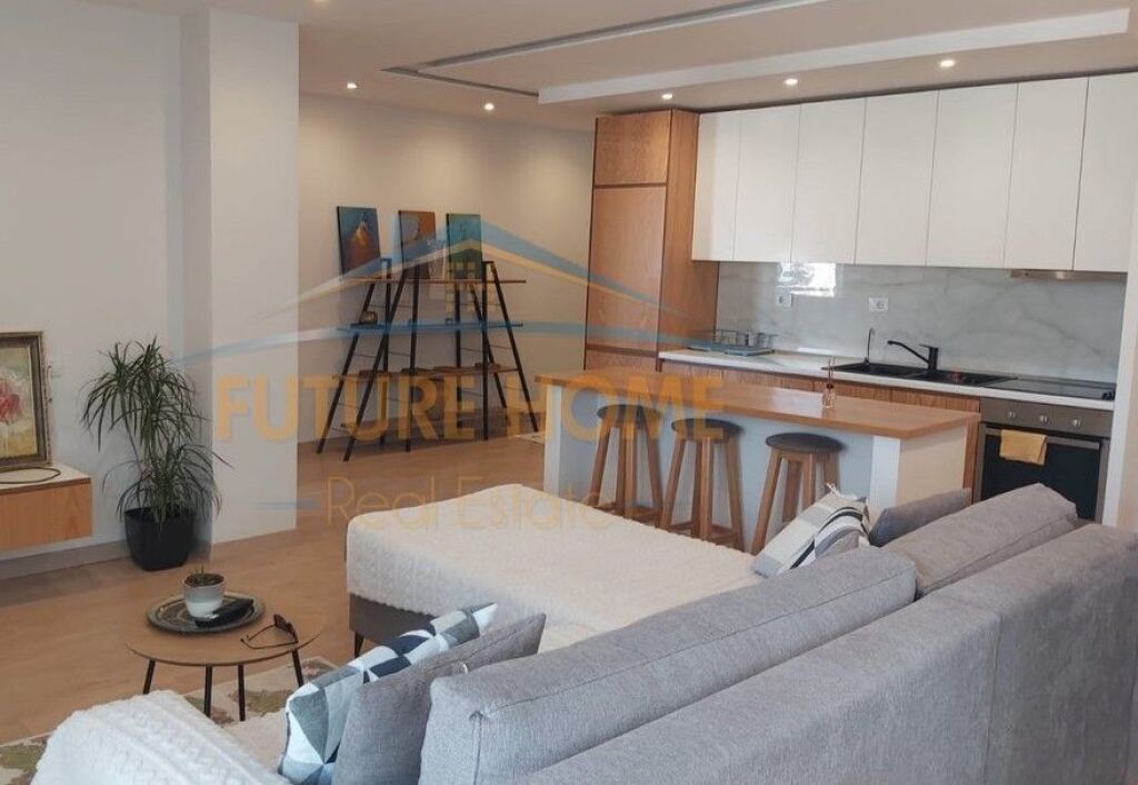 Qira, Apartament 3+1+2, Kopshti Zoologjik