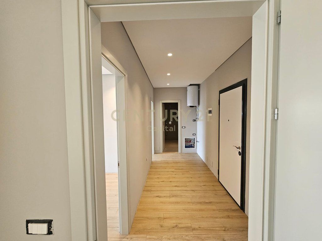 Appartamento 2+1 + Posto Auto in vendita a Grand Park Residence, Ex Campo di Aviazione 215.000 € Sup. Totale 101m2