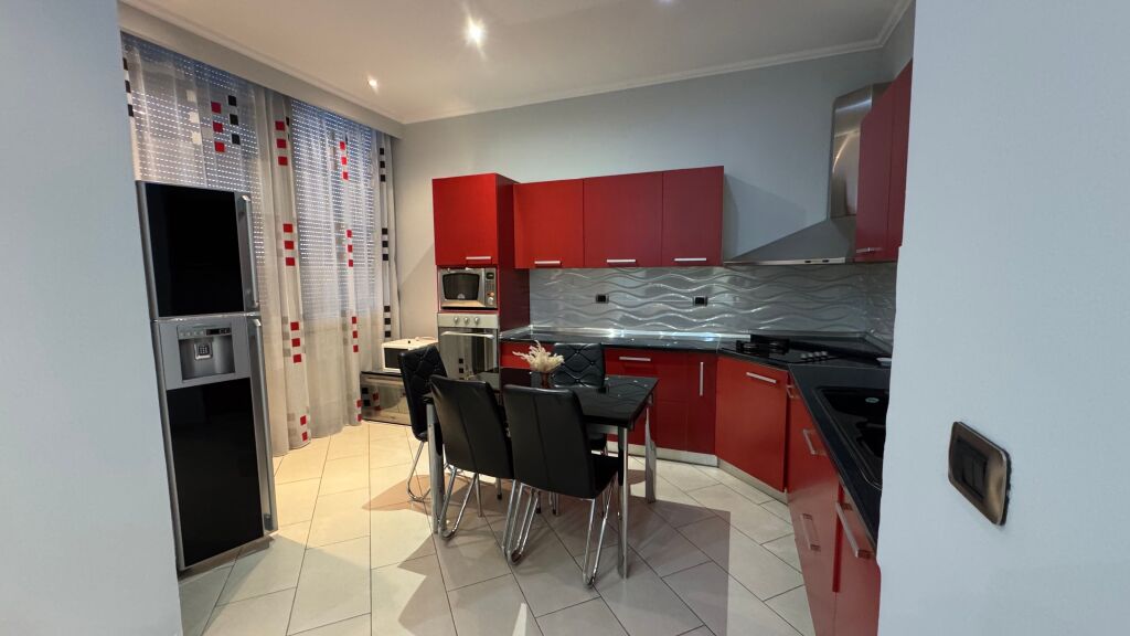 Apartament ne qender tirane