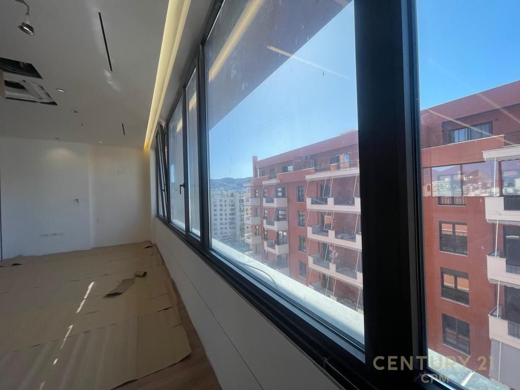 JEPET ZYRA ME QIRA TEK KOMPLEKSI DELIJORGJI!! 11,530 € /Muaj