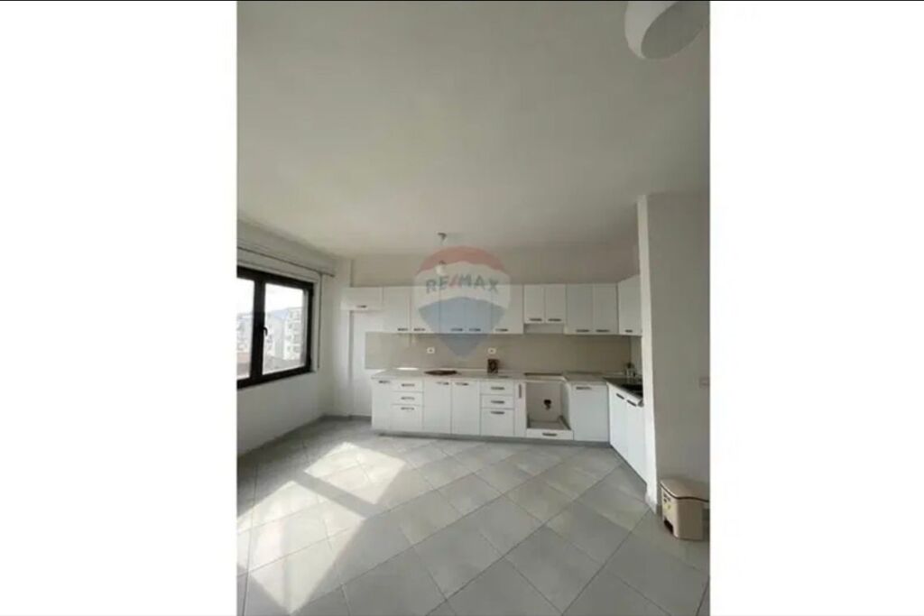 Appartamento 2+1+2 in vendita in Via Elbasan