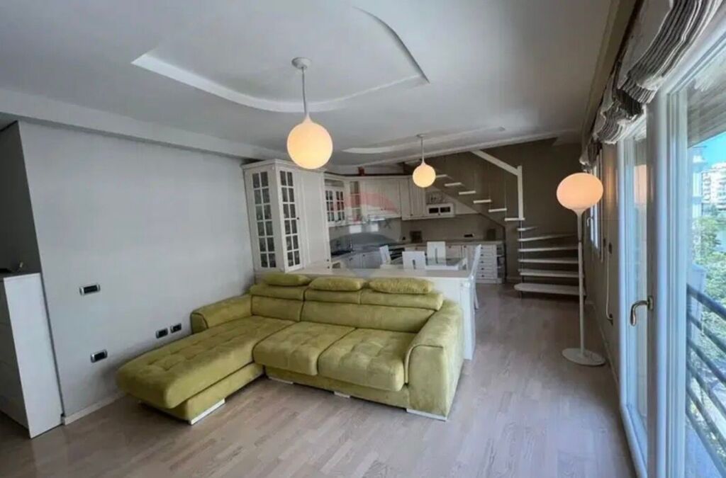 Apartament - Për Shitje - Liqeni i Tiranës, Tiranë