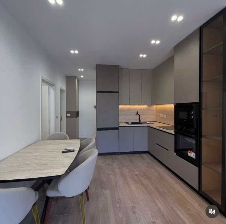 APARTAMENT LUKSOZ 2+1 PER QERA TEK ZOGU I ZI