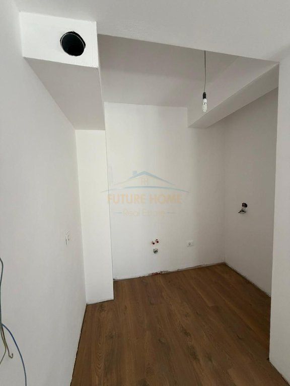 In vendita, Appartamento 3+1+2, Residenza Kodra e Diellit 2.