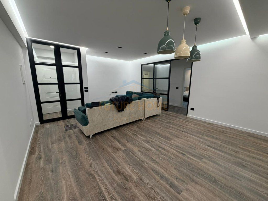 For sale, 2+1 Apartment Laprake, Tirana.