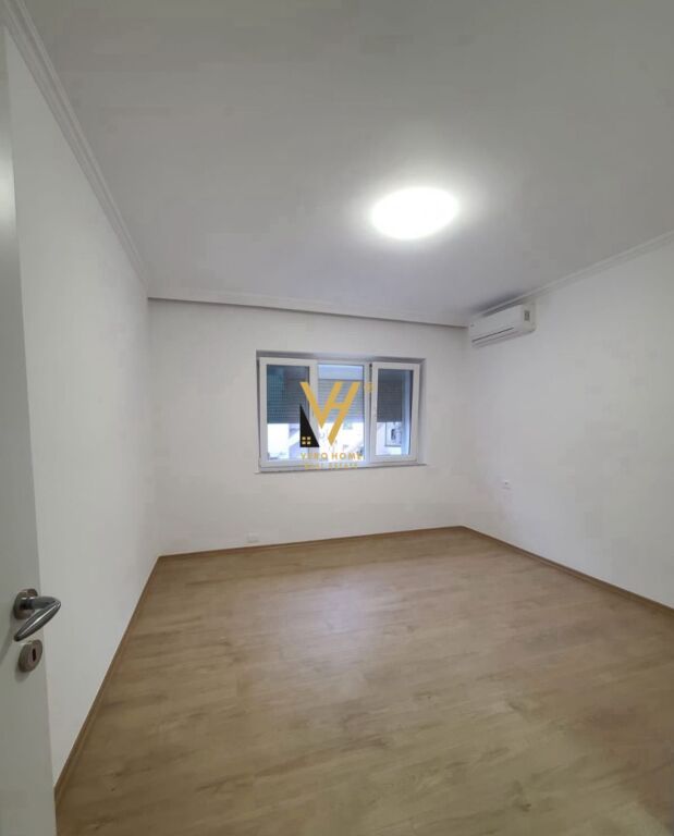 JEPET ZYRE 88 M2 ME QERA NE QENDER 120.000 LEKE