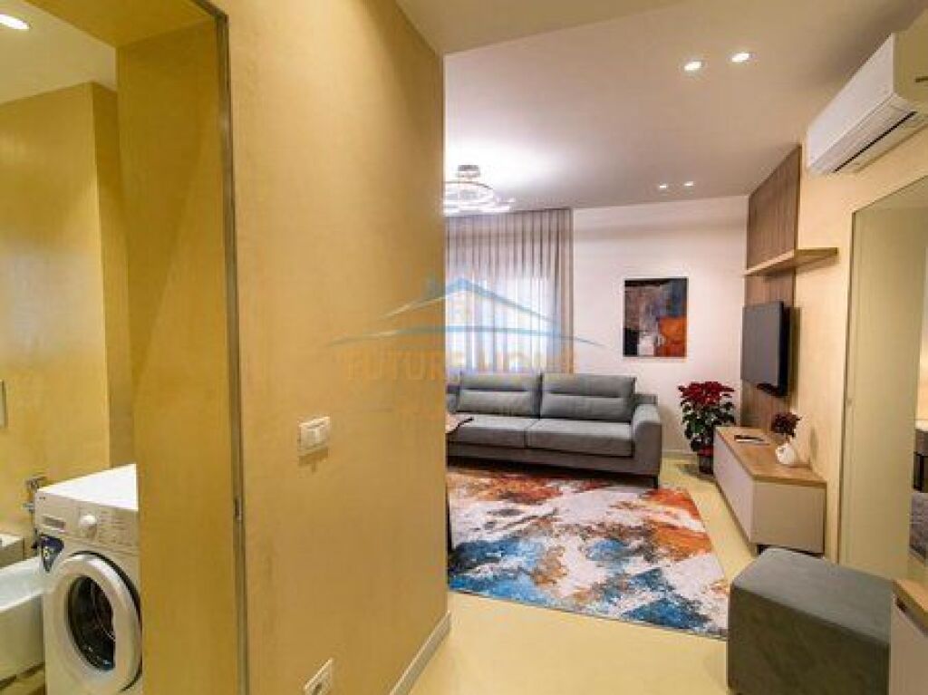 Affitto, Appartamento 1+1, Via Durazzo, Tirana