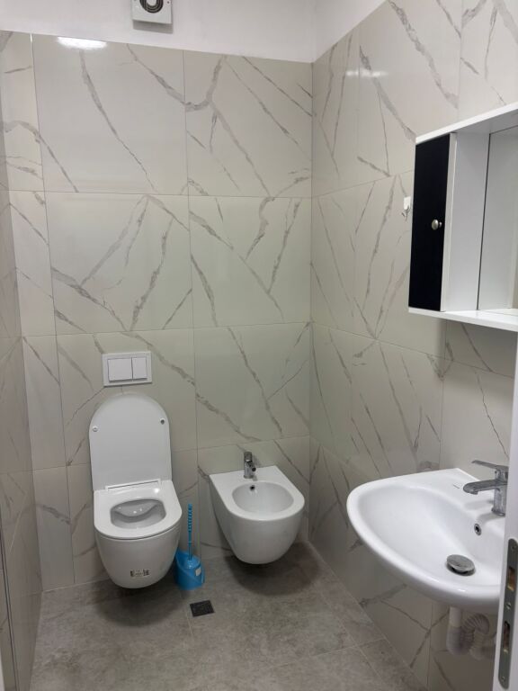 Apartament 1+1 me qira te kompleksi Univers City, afer QTU