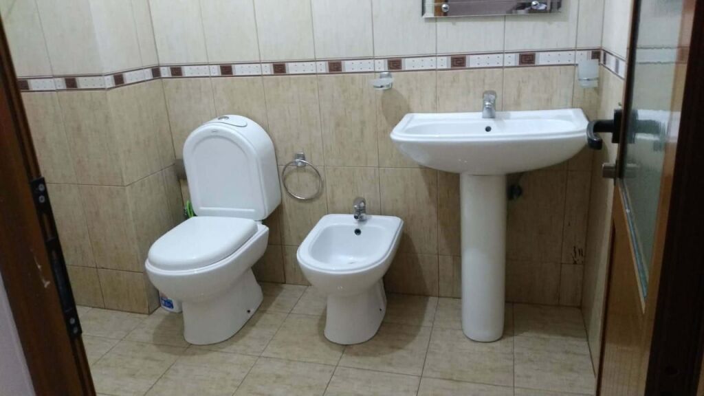 Apartament 2+1 me qera tek rruga 5 Maji, afër  qendrës Concord