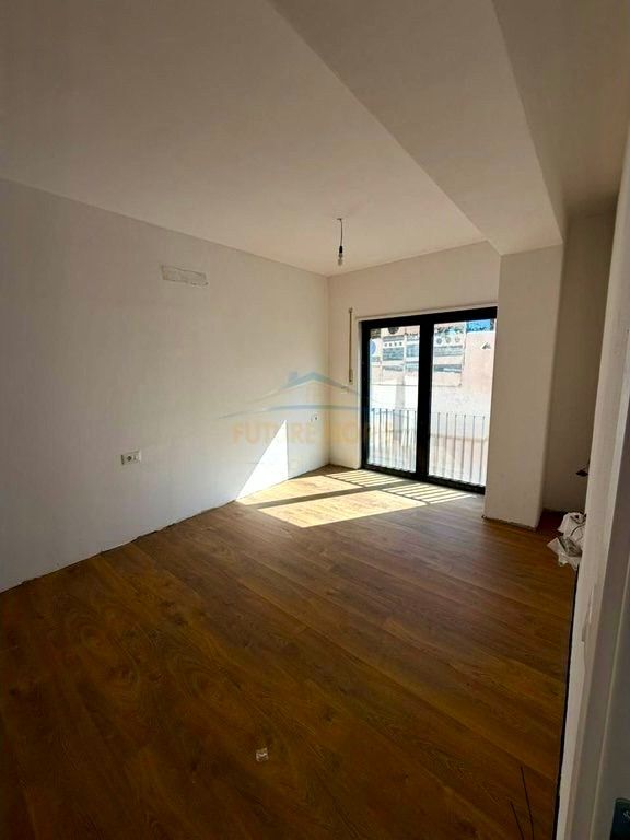 ☀️ Live between the Sun and the Peace at Kodra e Diellit 2! 🏔️