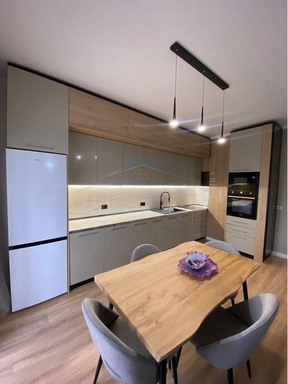 Qira Apartament 1+1, Galeria, Rruga e Barrikadave​