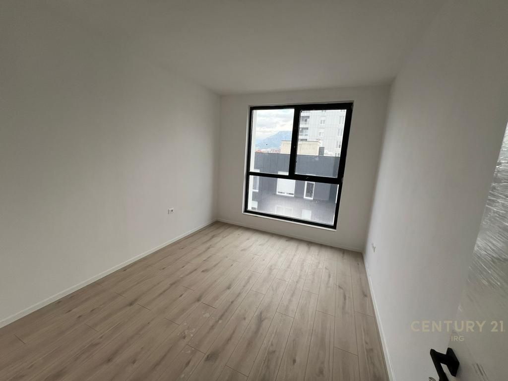 APARTAMENT 2+1+2 PER SHITJE TEK BULEVARDI I RI! 200,000 € Sip. Totale  98m2