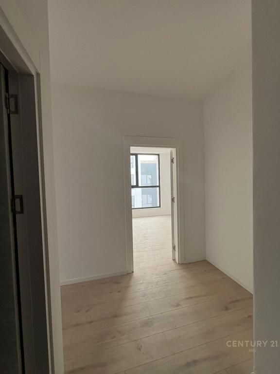 APARTAMENT 2+1+2 PER SHITJE TEK BULEVARDI I RI!