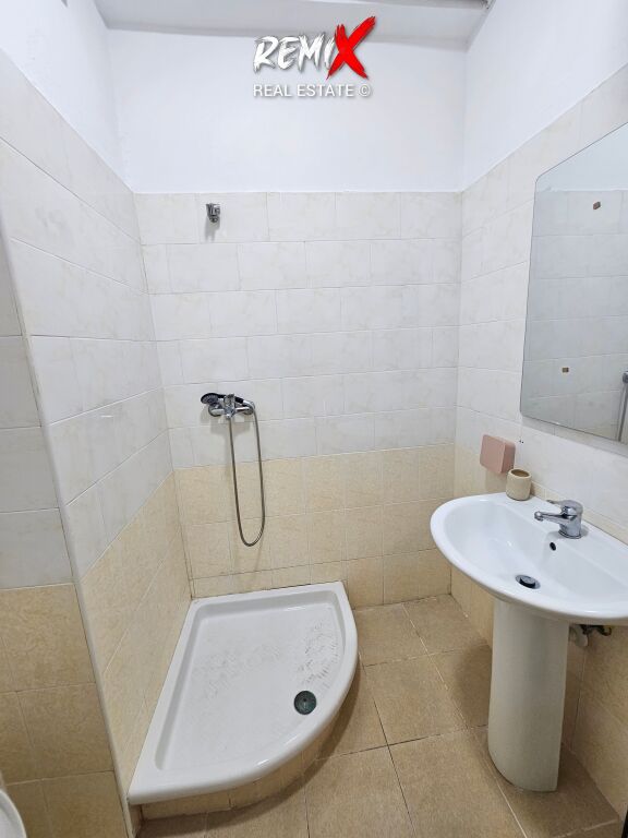 GARSONIERE PER SHITJE PRANË HOTEL ADRIATIK, PLAZH – DURRËS