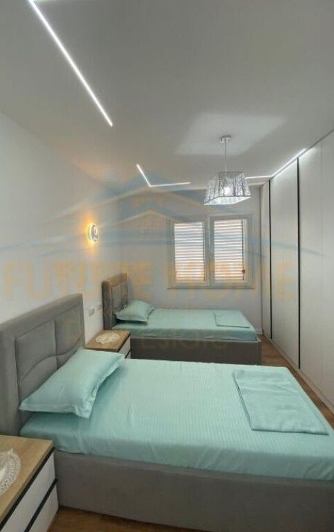 Qera, Apartament 2+1, 21 Dhjetori