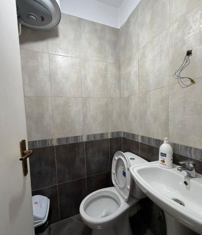 ZYRE PER QIRA TEK PAZARI I RI