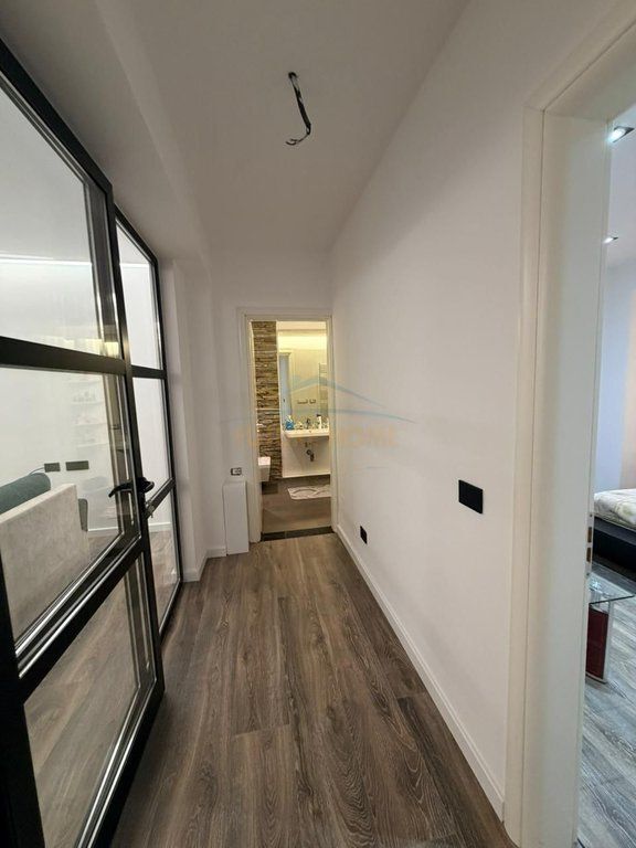 For sale, 2+1 Apartment Laprake, Tirana.