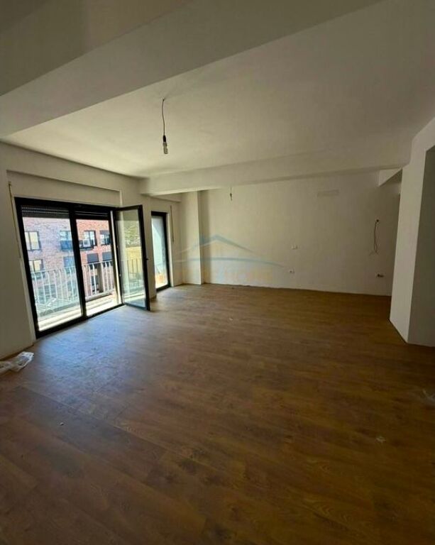 ☀️ Live between the Sun and the Peace at Kodra e Diellit 2! 🏔️