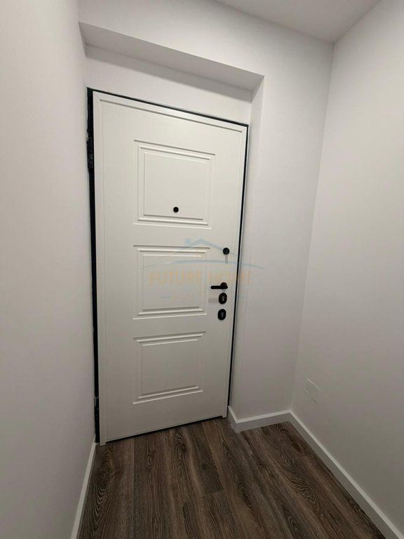 For sale, 2+1 Apartment Laprake, Tirana.