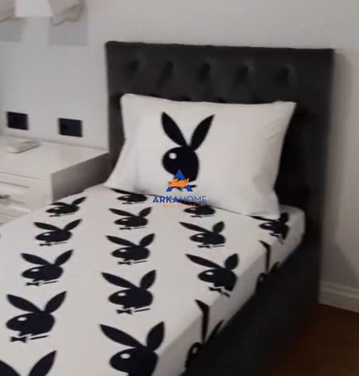 JEPET APARTMENT ME QERA 2+1+BALLKON "KOPESHTI BOTANIK" 850 EURO