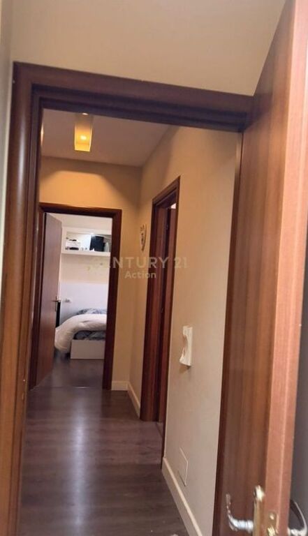 We sell apartment 2 +1, Bulevardi i Ri-Kashar!
