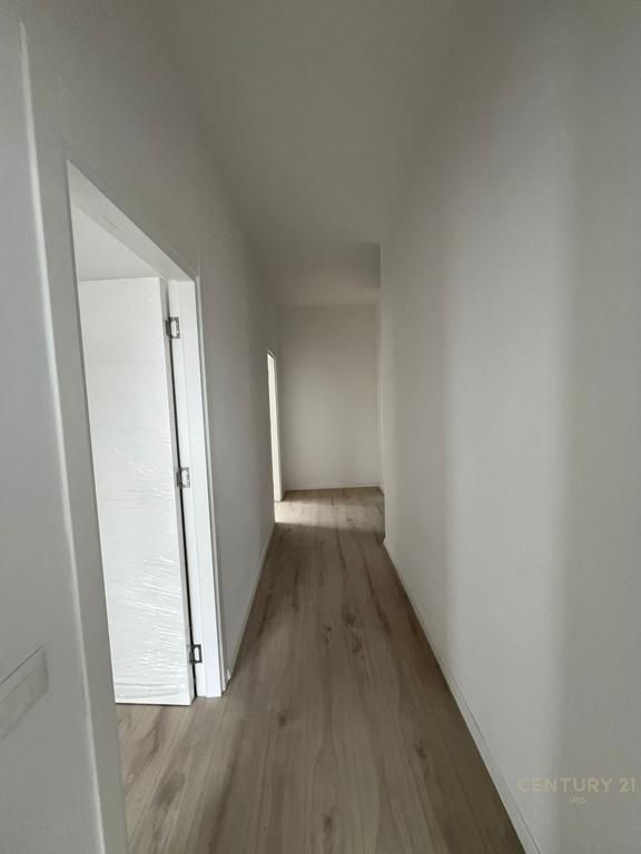 APARTAMENT 2+1+2 PER SHITJE TEK BULEVARDI I RI!