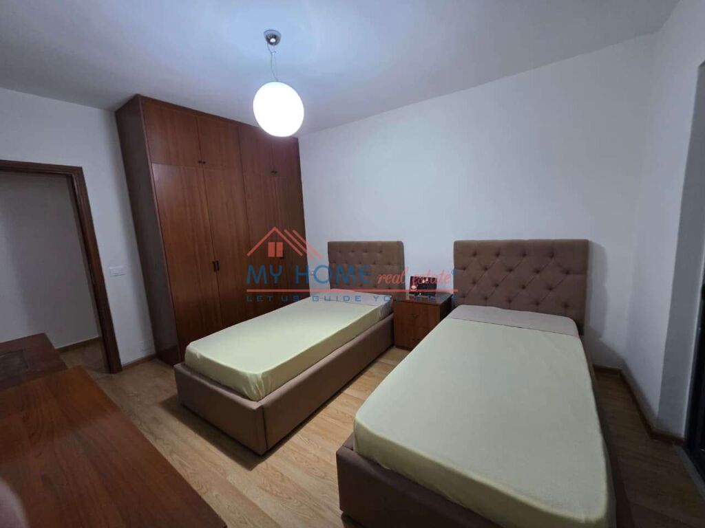 Apartamenti 4+1+2 me qira tek Rruga Mine Peza Tirane