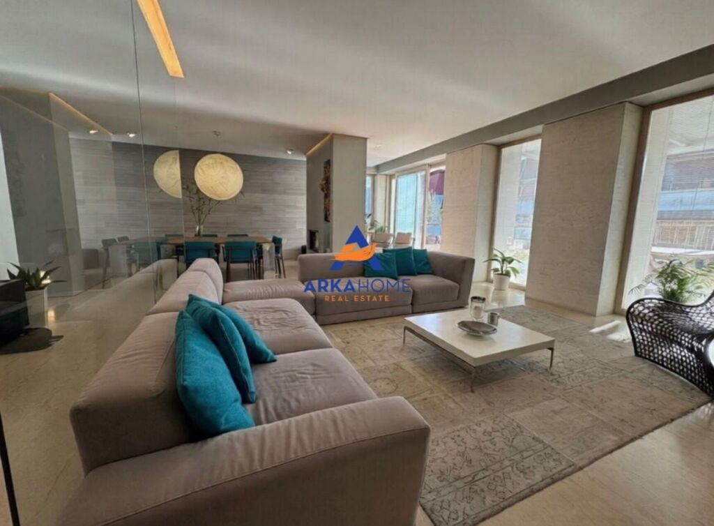 SHITET PENTHOUSE 3+1+VERANDE "KODRA E DIELLIT" 650.000 EURO