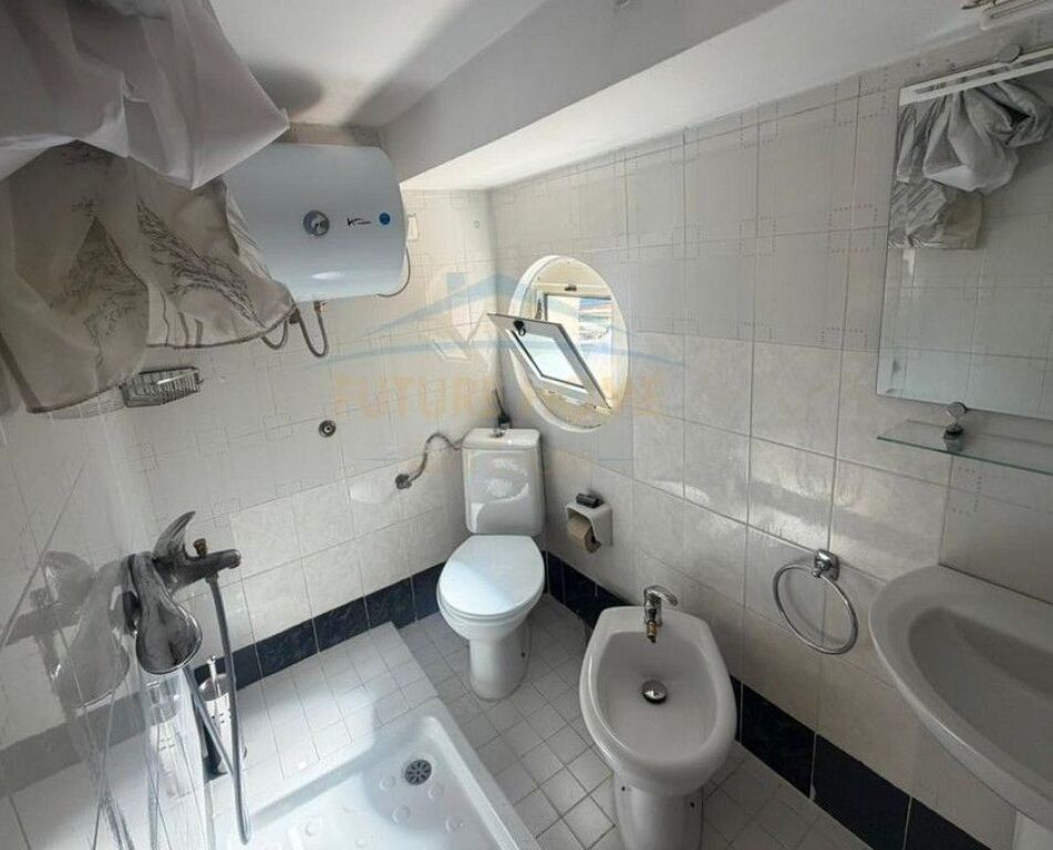 Rent, Apartment 2+1+Veranda, Dibrës Street