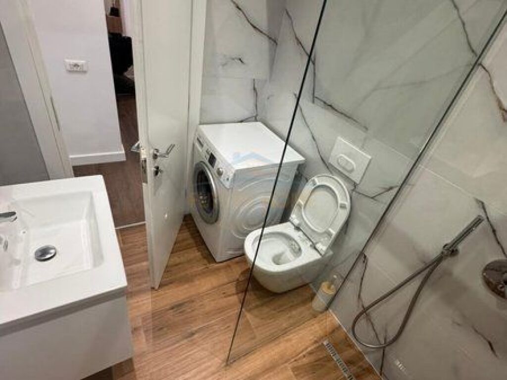 Qera, Apartament 2+1, Rruga Mine Peza, Tirane.