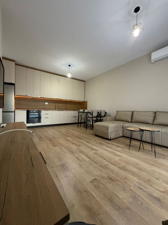 APARTAMENT ME QERA 1+1 UNIVERS CITY 40.000 LEKE FH-58841