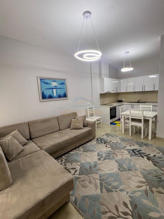 Shitet, Apartament 2+1, Gjiri i Lalzit, Lura 2