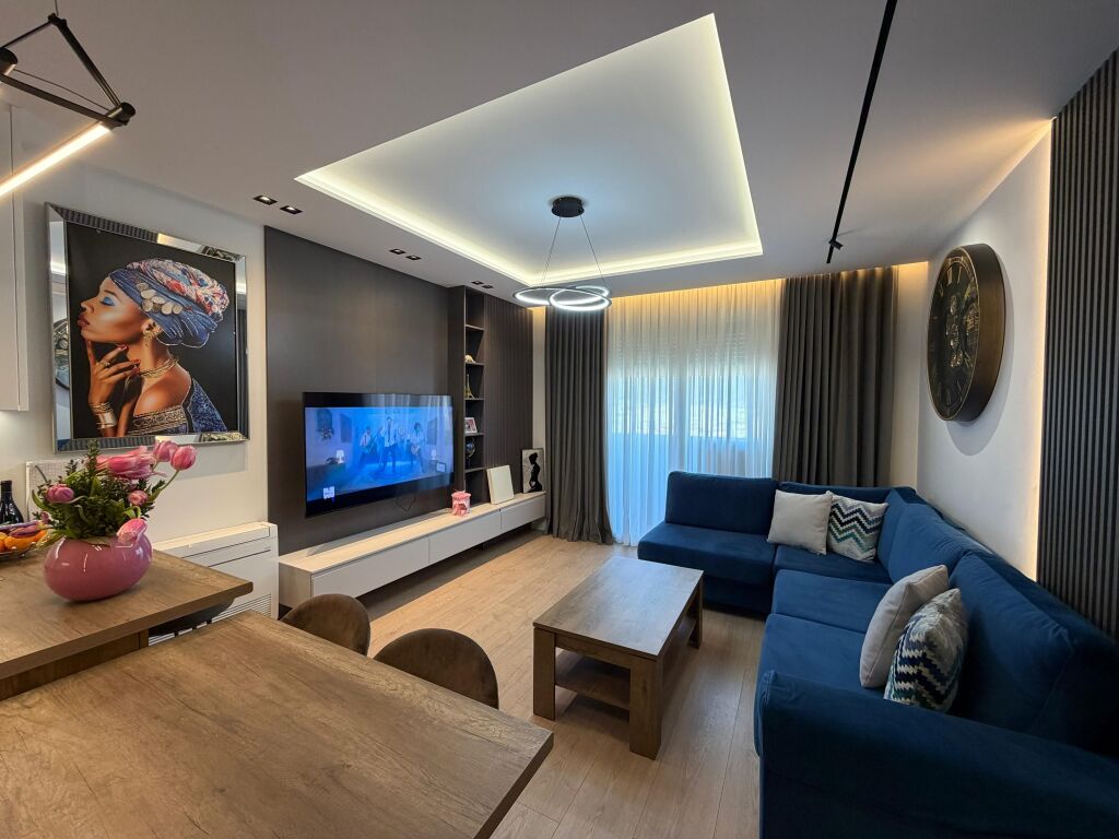 Shitet apartament 2+1+1 tualet  Golden Park Amerikan 3