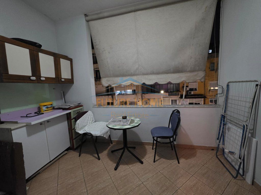 Shitet apartament 3+1 Blloku Tirane