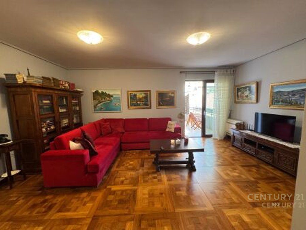 Apartament 2+1+2 ne Ish- Bllok 500,000 €
