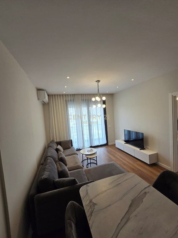 🏡 Apartament 1+1 me qira – Spitali i Kafsheve, Tiranë!!