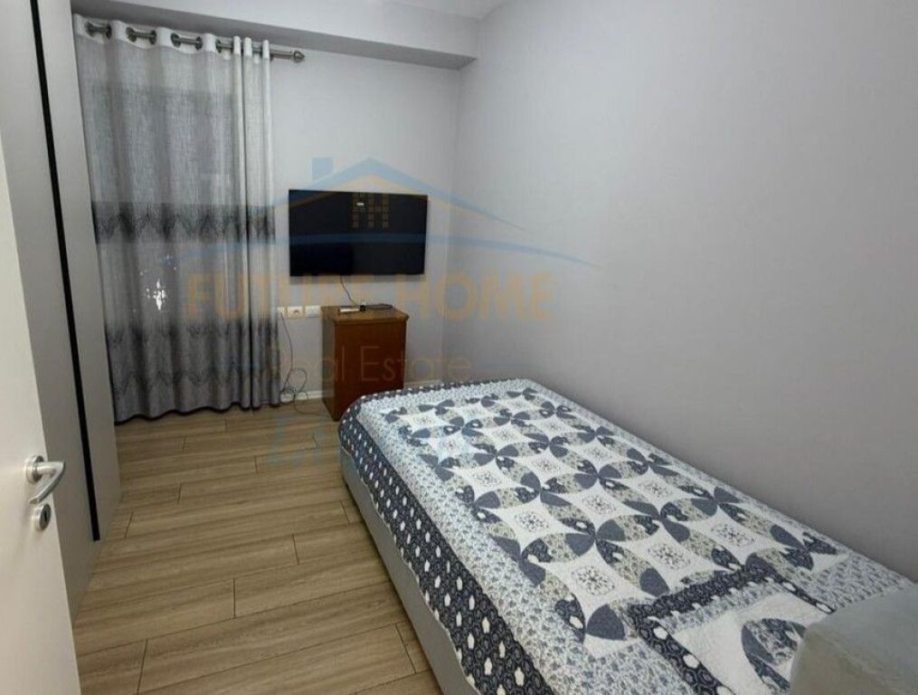 Affitto, Appartamento 3+1+Posto Auto, Via Kavaja, Garden Building, Tirana