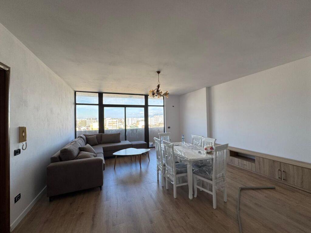 Jepet me Qira Apartament 2+1+2 – Rruga e Kavajes, prane Globe