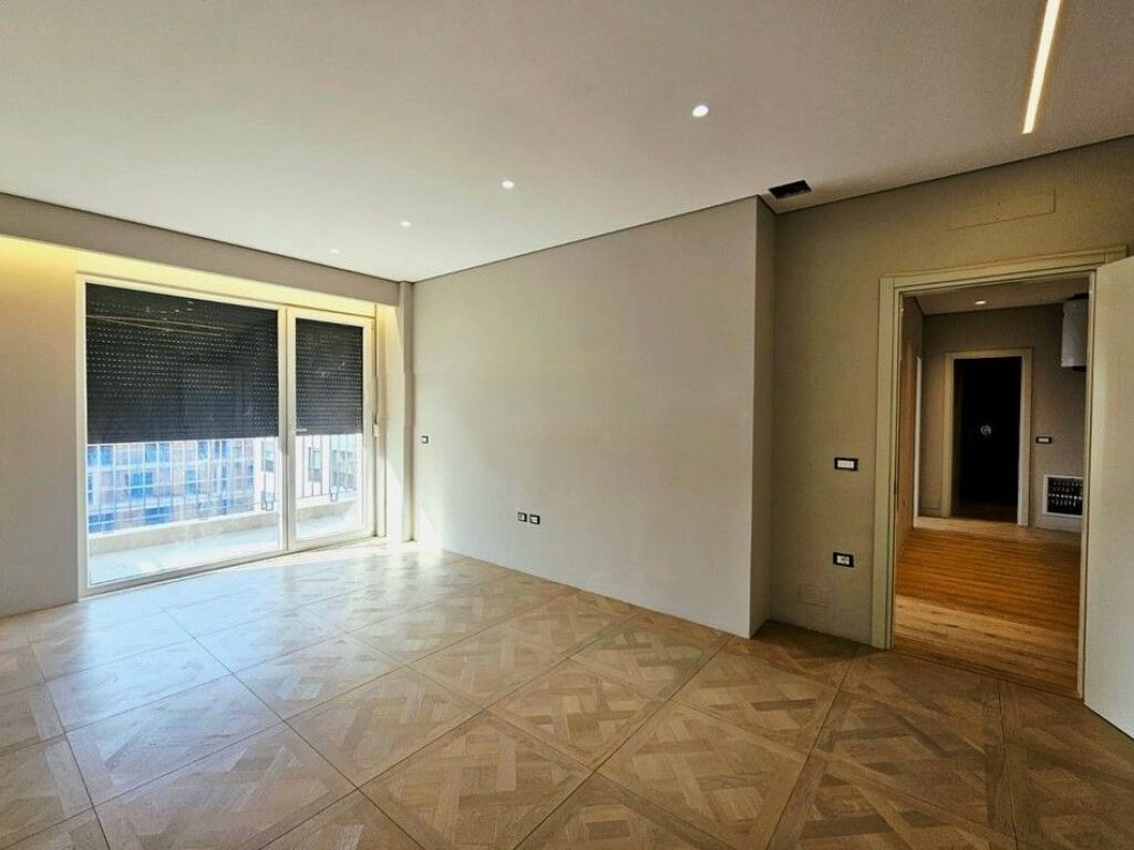 Vendesi in vendita 2+1 + Posto Auto nel Grand Park Residence, ex Campo di Aviazione