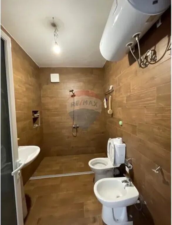 Appartamento - In Vendita - Ex Mercato Elettrico, Tirana