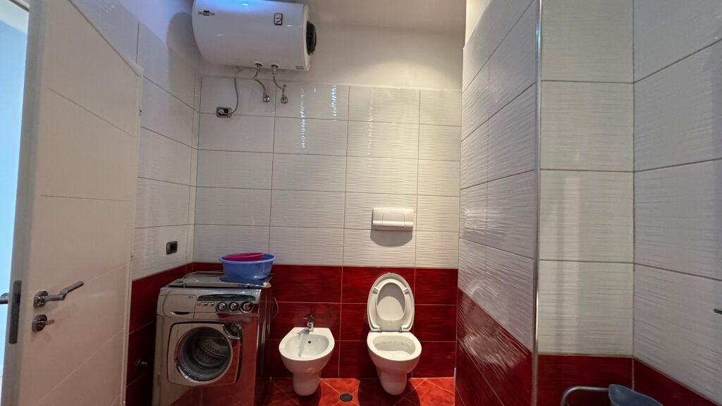 Apartament ne qender tirane