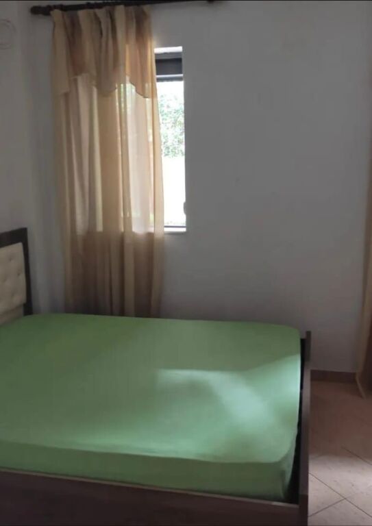 GARSIONERE 25000 LEKE.ISH TREGU ELEKTRIK