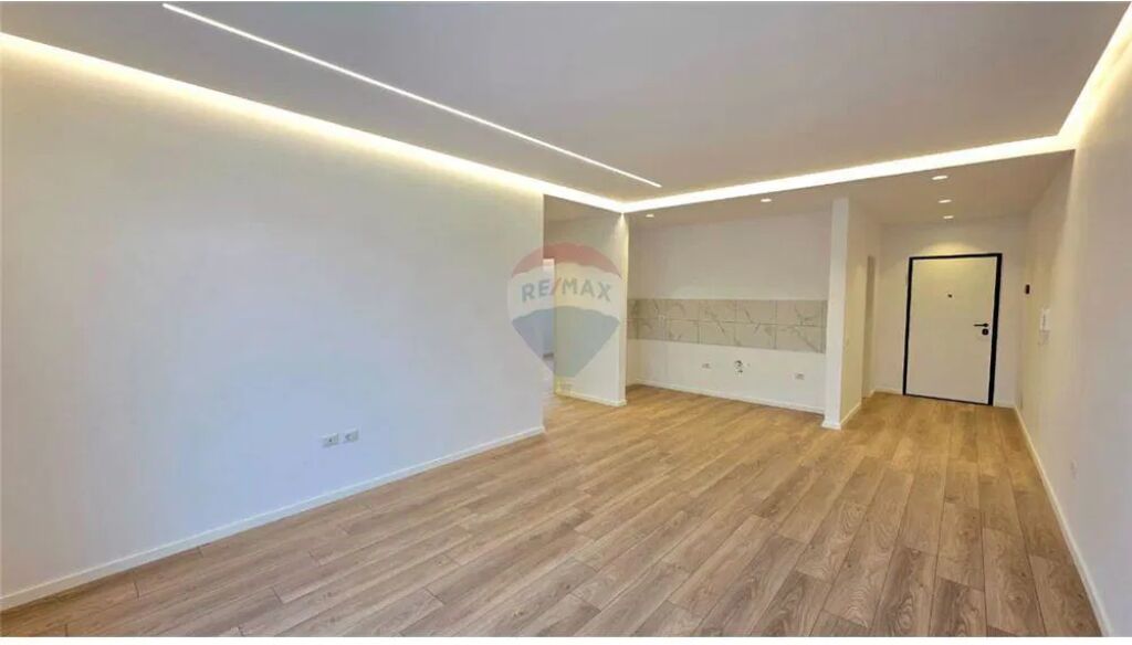 Apartament ne shitje 2+1+2 , Rr. Zenel Murra